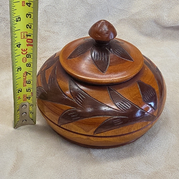 VTG Carved Wood Trinket Box Floral Round with Lid Rustic Home Decor Dark Brown - Picture 12 of 12